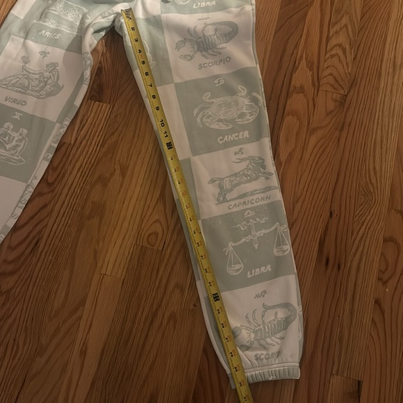 UO Zodiac Checkered Sweatpants - Picture 6 of 7